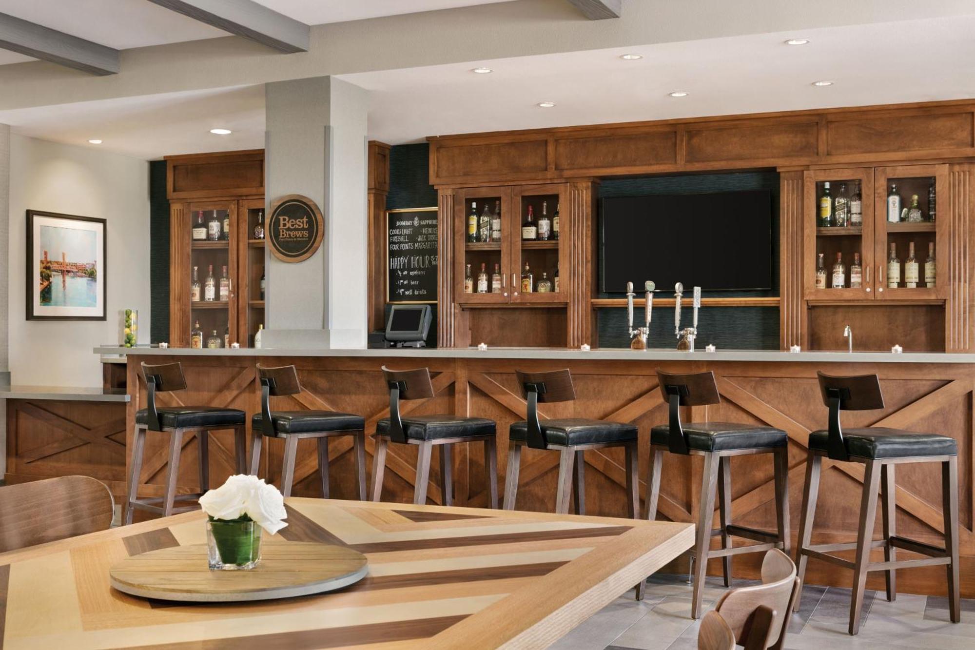 Four Points By Sheraton Sacramento Airport Exterior photo